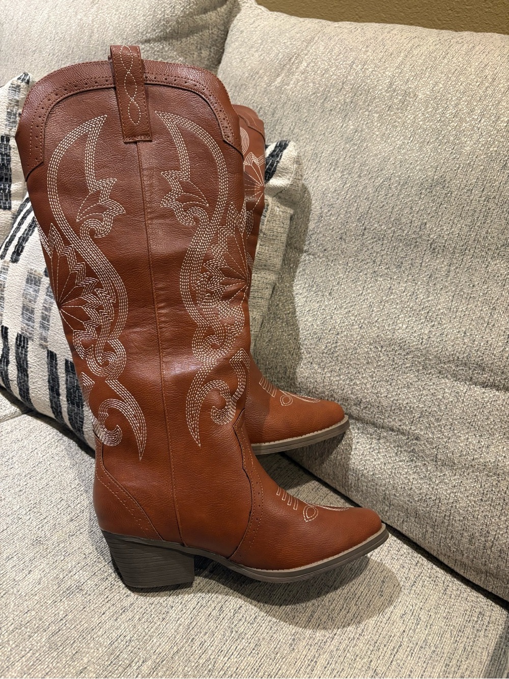 Hawkwell Brown Embroidered Western Heeled Boots